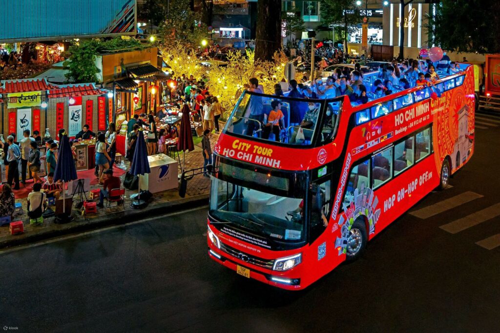 Watching Ho Chi Minh city from the 2nd floor of a double decker bus