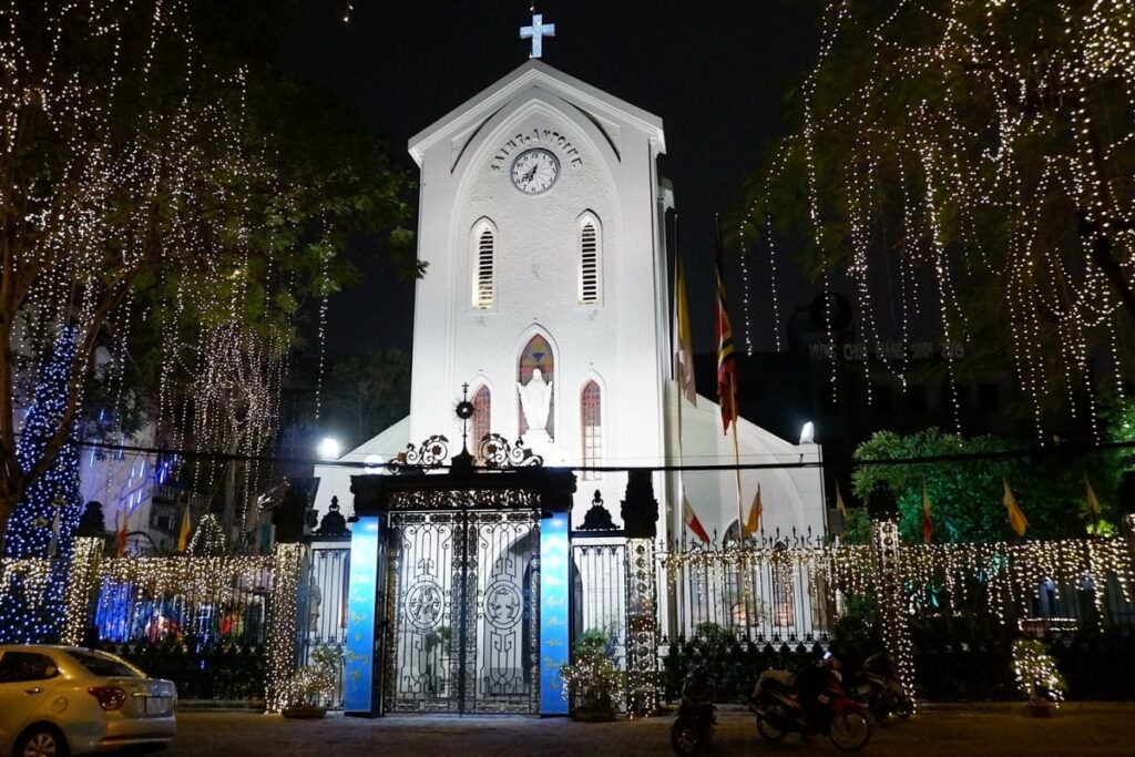 does hanoi have catholic church