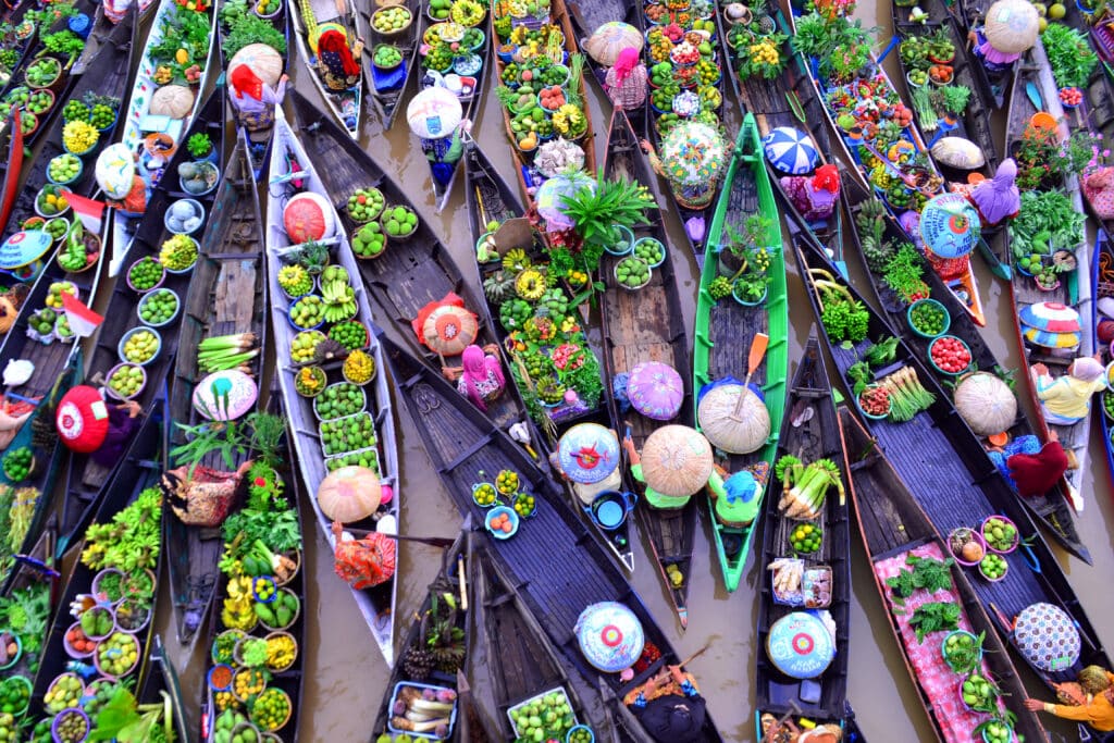 Pasar_terapung-scaled mekong delta tour